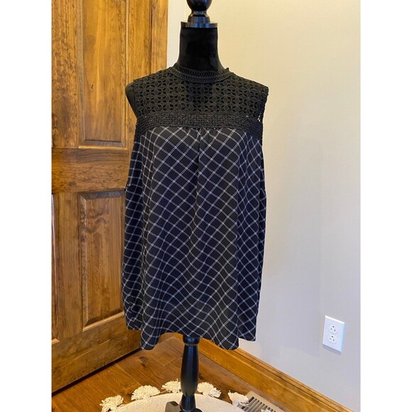 Maurice’s Blouse Plus size 3X Top Black Sleeveless Lace Neckline Vacation Cruise - Picture 5 of 11